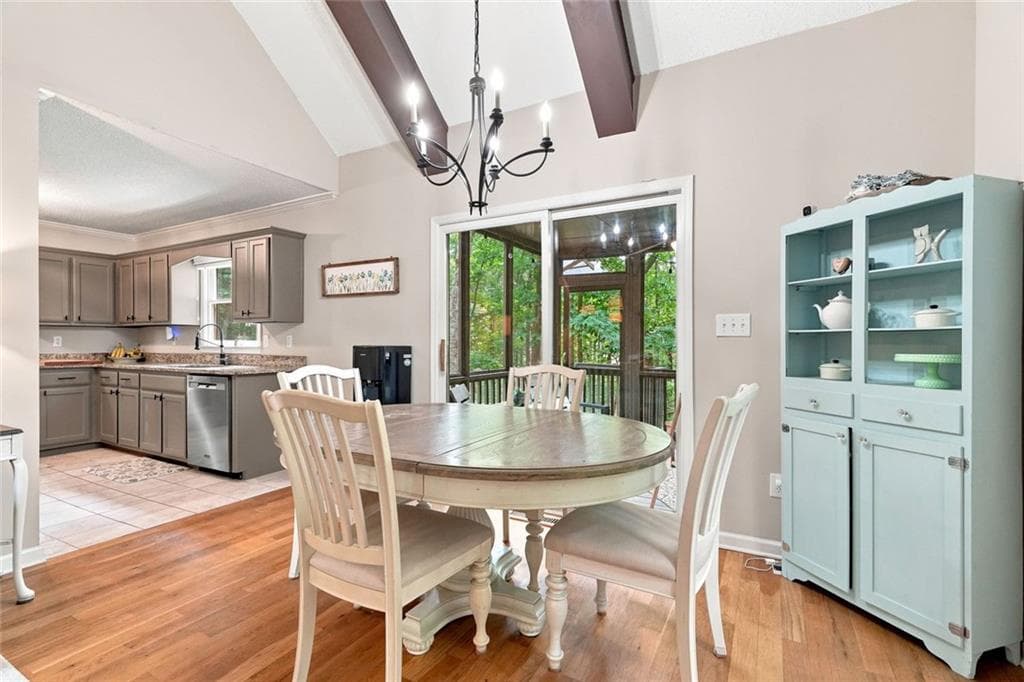 3 bedroom, 3 bathroom, 1,885 sq ft single family residence for sale at 21 Yearling Lane, Big Canoe, GA 30143 — photo 8