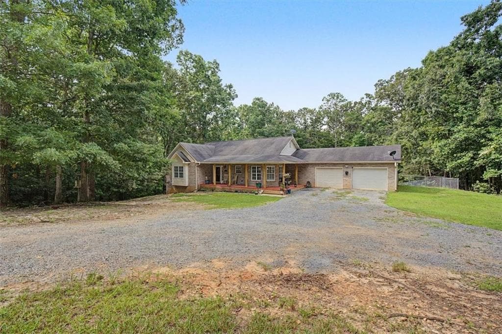 4 bedroom, 3 bathroom, 4,049 sq ft single family residence for sale at 295 Josie Lane, Canton, GA 30114 — photo 5