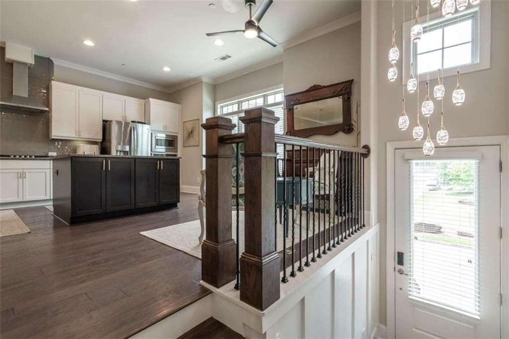 3 bedroom, 4 bathroom, 2,630 sq ft townhouse for sale at 721 Boynton Lane, Decatur, GA 30030 — photo 5