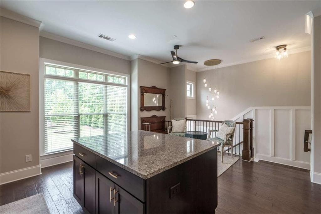 3 bedroom, 4 bathroom, 2,630 sq ft townhouse for sale at 721 Boynton Lane, Decatur, GA 30030 — photo 7
