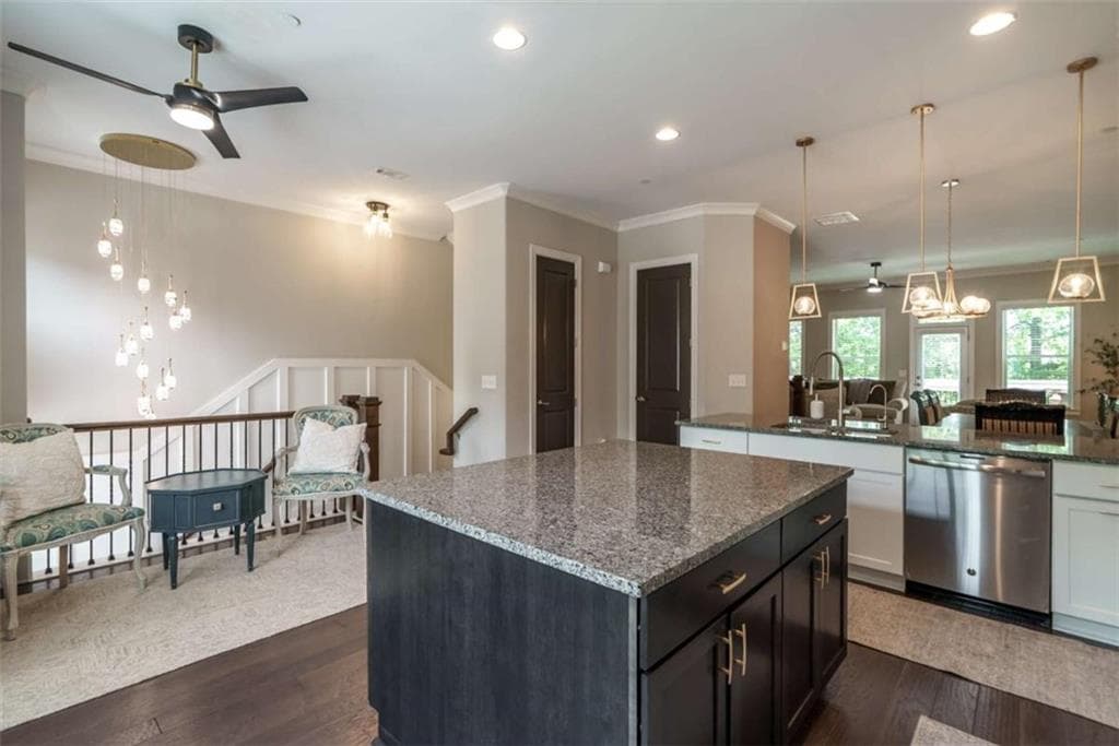 3 bedroom, 4 bathroom, 2,630 sq ft townhouse for sale at 721 Boynton Lane, Decatur, GA 30030 — photo 8