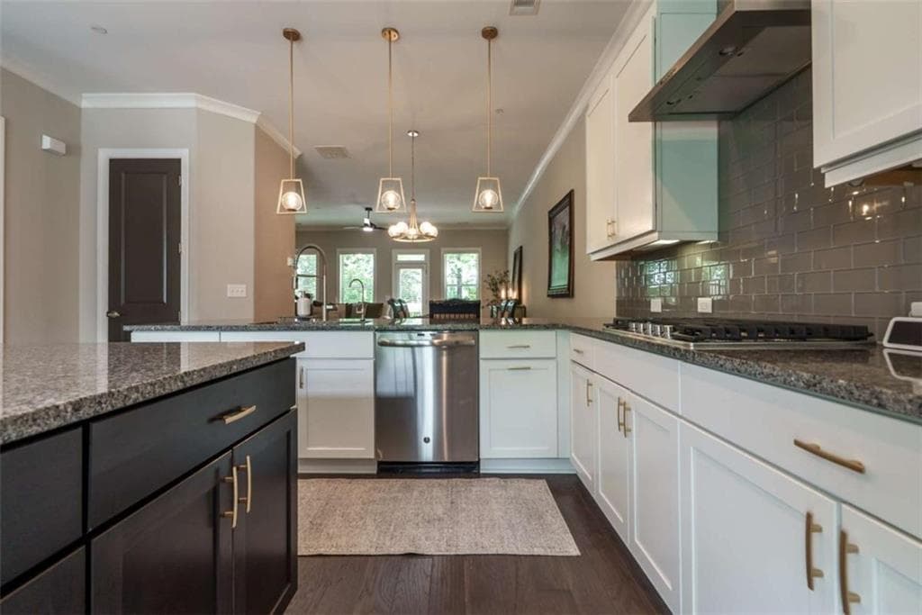 3 bedroom, 4 bathroom, 2,630 sq ft townhouse for sale at 721 Boynton Lane, Decatur, GA 30030 — photo 10