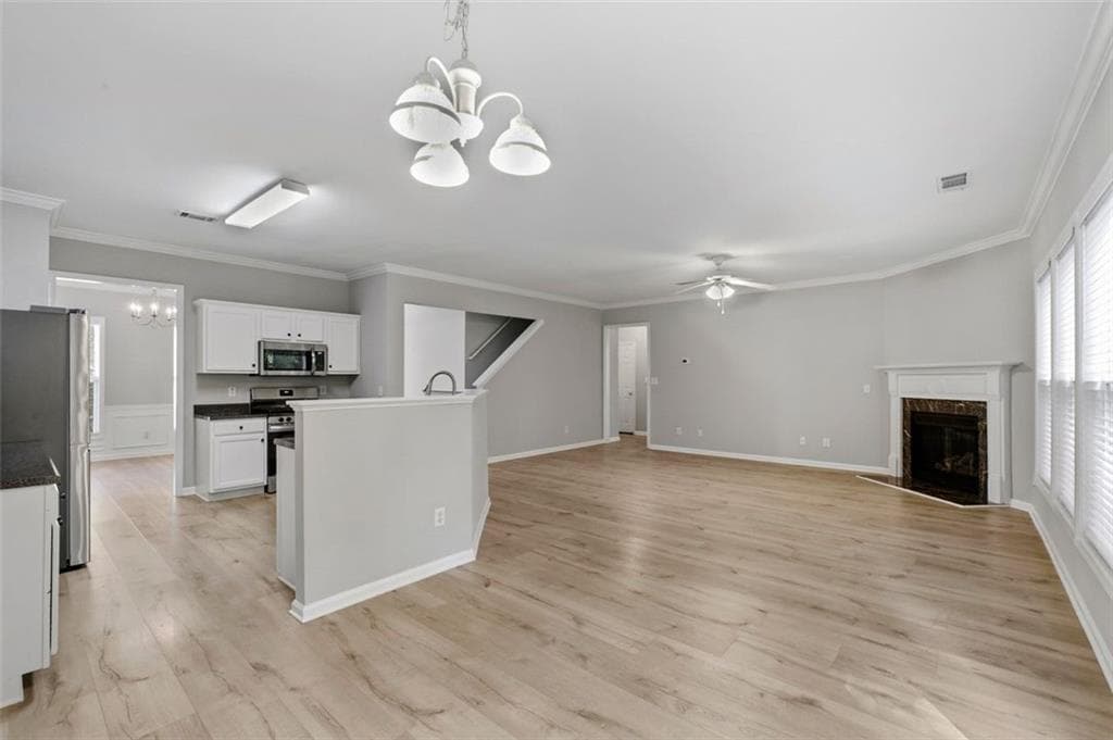 5 bedroom, 3 bathroom, 2,640 sq ft single family residence for rent at 2531 Fieldview Way, Buford, GA 30519 for $2,400 a month — photo 6