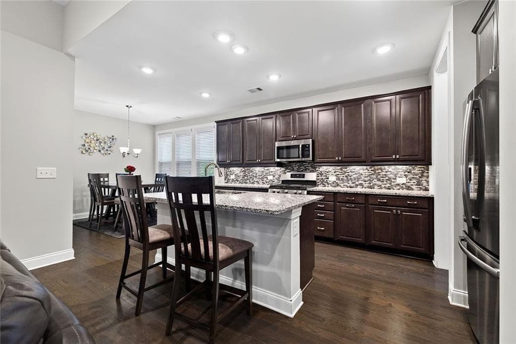 3 bedroom, 4 bathroom, 3,028 sq ft single family residence for sale at 411 Cedar Pine Court, Peachtree City, GA 30269 — photo 4
