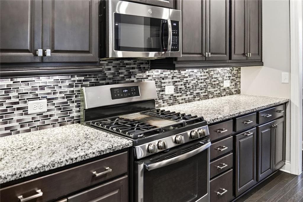 3 bedroom, 4 bathroom, 3,028 sq ft single family residence for sale at 411 Cedar Pine Court, Peachtree City, GA 30269 — photo 5