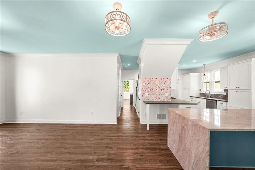 4 bedroom, 3 bathroom, 2,300 sq ft single family residence for sale at 4137 Grogan Street, Acworth, GA 30101 — photo 8