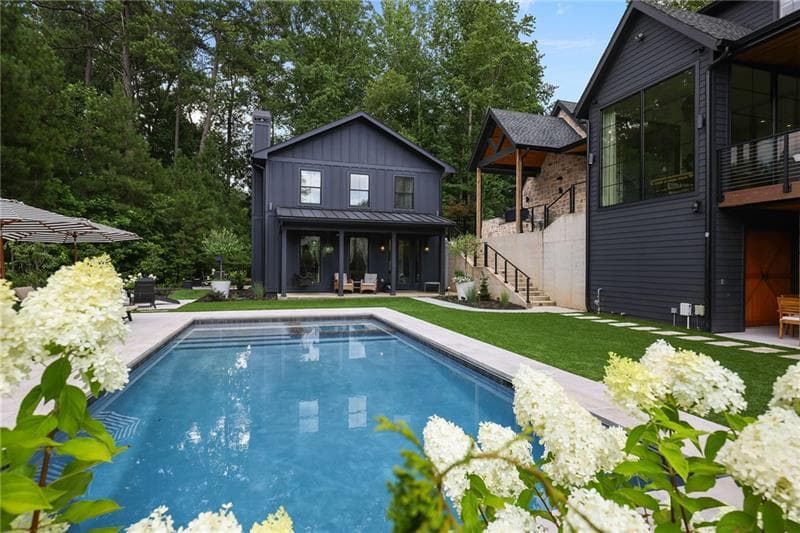 8 bedroom, 7 bathroom, 6,400 sq ft single family residence for sale at 277 Mountain View Ridge, Marietta, GA 30064 — photo 7