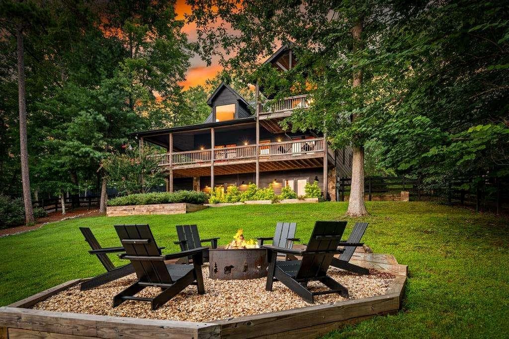 3 bedroom, 3 bathroom, 2,622 sq ft single family residence for sale at 185 Austin Mountain Road, Copperhill, TN 37317 — photo 6