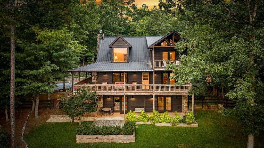 3 bedroom, 3 bathroom, 2,622 sq ft single family residence for sale at 185 Austin Mountain Road, Copperhill, TN 37317 — photo 7