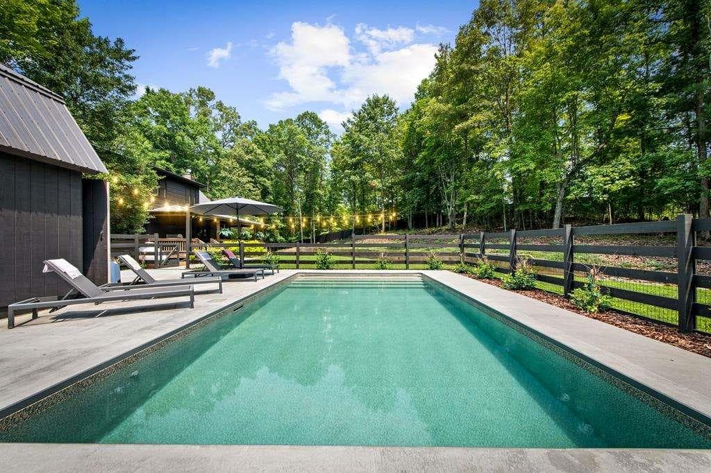 3 bedroom, 3 bathroom, 2,622 sq ft single family residence for sale at 185 Austin Mountain Road, Copperhill, TN 37317 — photo 9