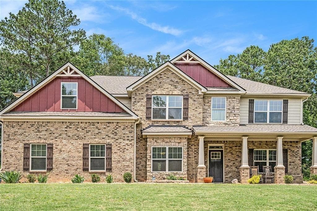 5 bedroom, 4 bathroom, 3,532 sq ft single family residence for sale at 381 Homestead Circle, Forsyth, GA 31029