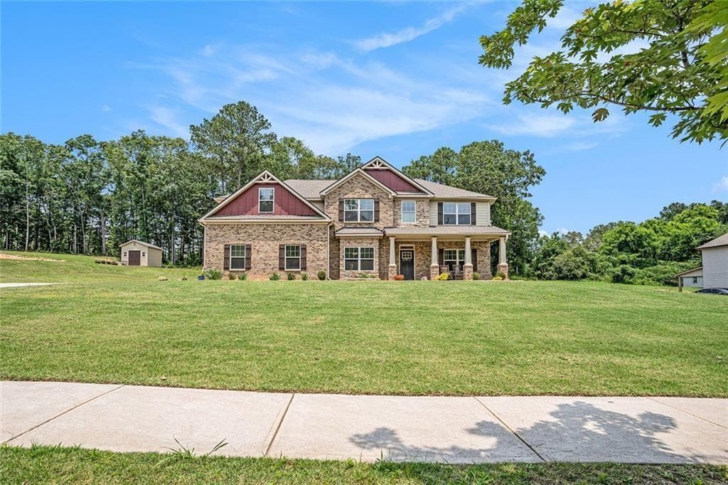 5 bedroom, 4 bathroom, 3,532 sq ft single family residence for sale at 381 Homestead Circle, Forsyth, GA 31029 — photo 3