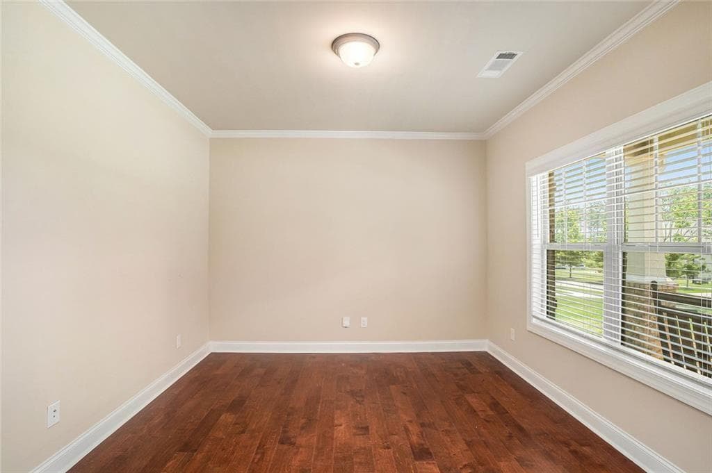 5 bedroom, 4 bathroom, 3,532 sq ft single family residence for sale at 381 Homestead Circle, Forsyth, GA 31029 — photo 6