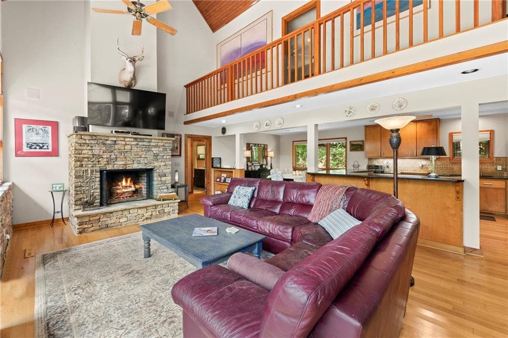 3 bedroom, 3 bathroom, 2,633 sq ft single family residence for sale at 144 Indian Beach Trail, Jasper, GA 30143 — photo 9