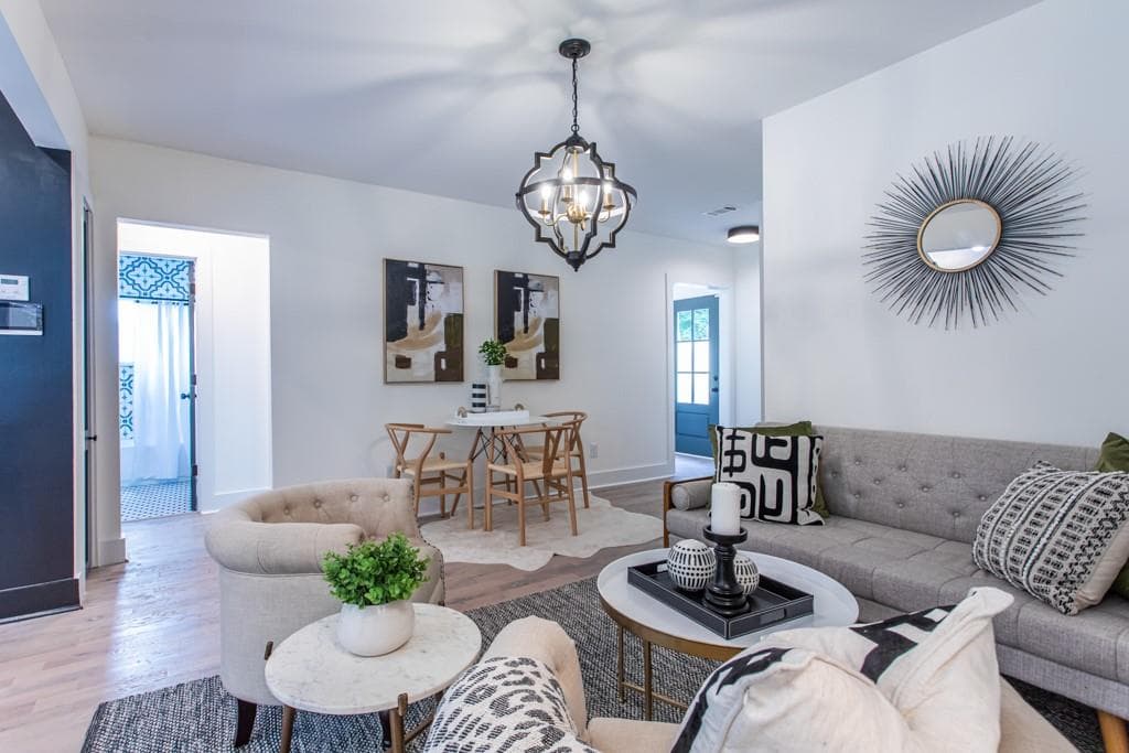 3 bedroom, 2 bathroom, 1,288 sq ft single family residence for sale at 1699 Olympian Way, Atlanta, GA 30310 — photo 6