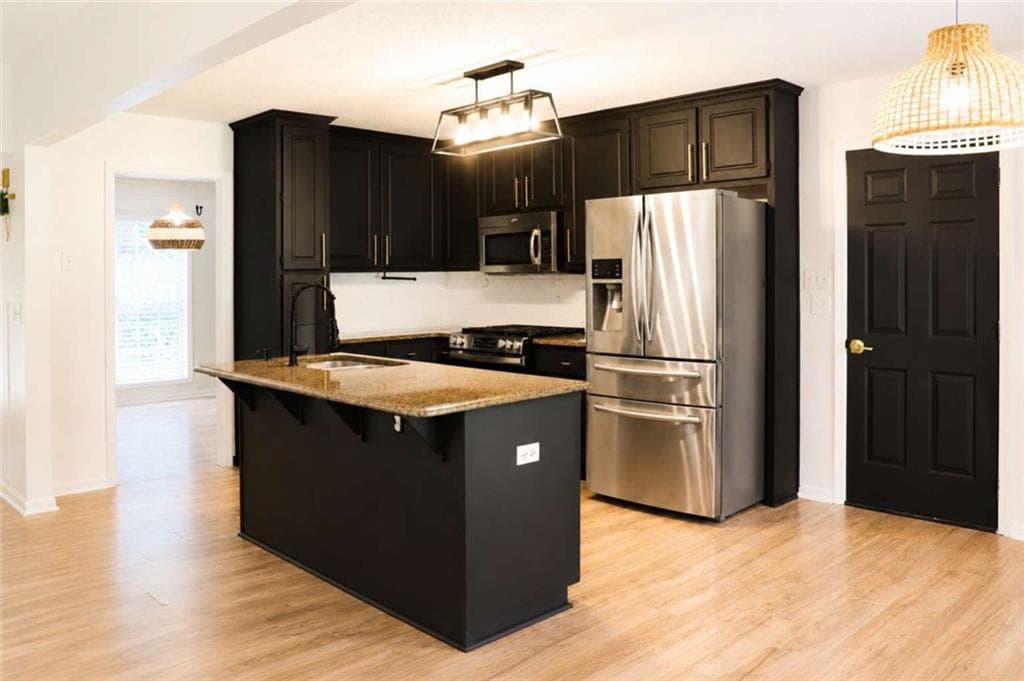 3 bedroom, 2 bathroom, 1,794 sq ft single family residence for sale at 290 Airline Road, Mcdonough, GA 30252 — photo 8