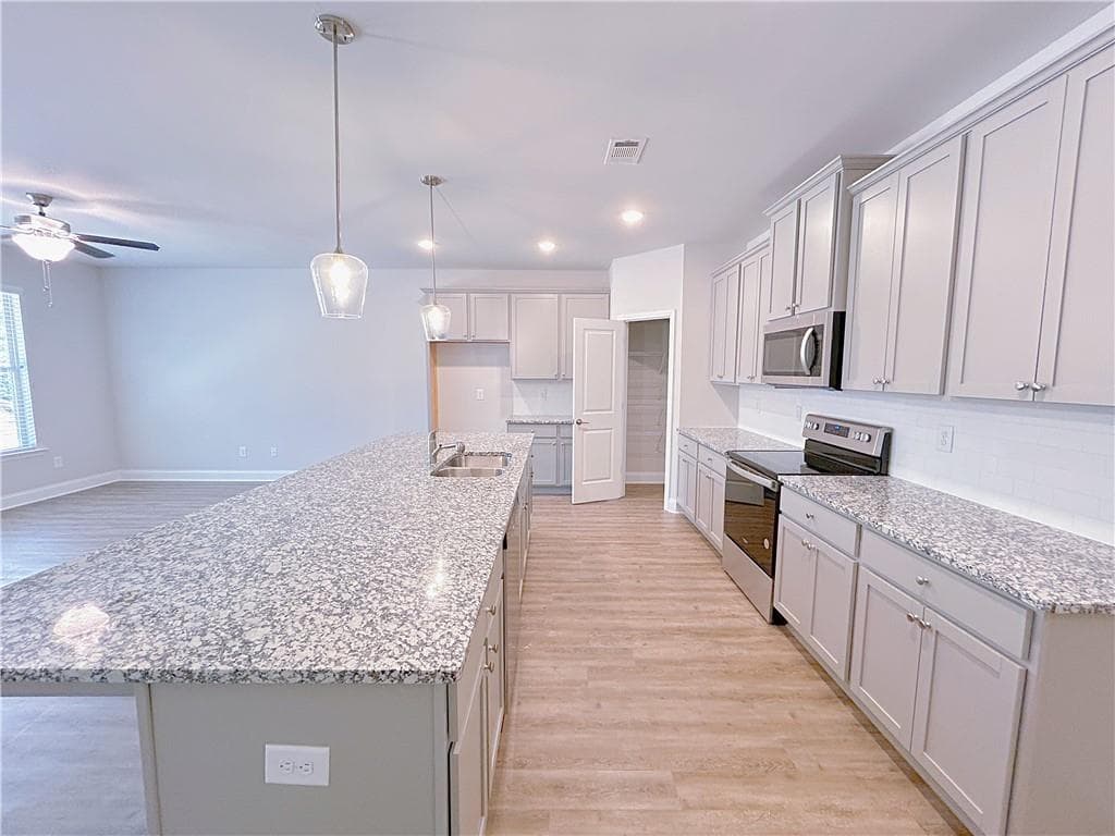 3 bedroom, 3 bathroom, 1,793 sq ft townhouse for rent at 2586 Mills Commons Drive, Decatur, GA 30034 for $2,395 a month — photo 9