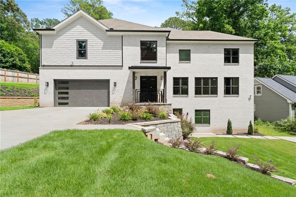 6 bedroom, 5 bathroom, 5,384 sq ft single family residence for sale at 4842 Sturbridge Crescent, Roswell, GA 30075 — photo 2