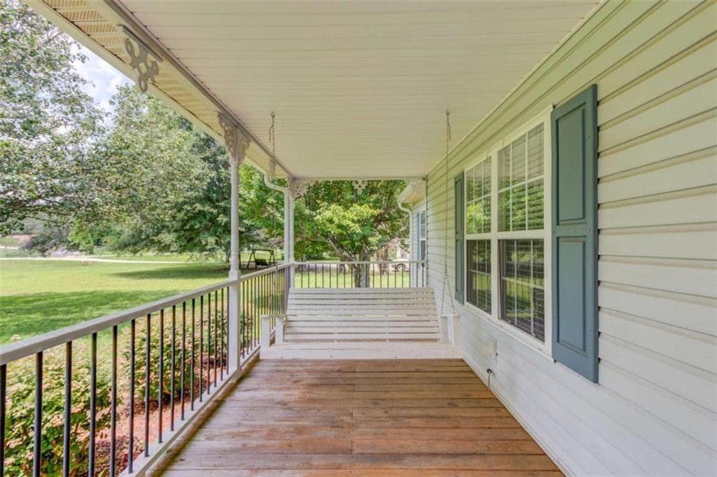 3 bedroom, 2 bathroom, 1,489 sq ft single family residence for sale at 929 Ga Hwy 81, Loganville, GA 30052 — photo 6