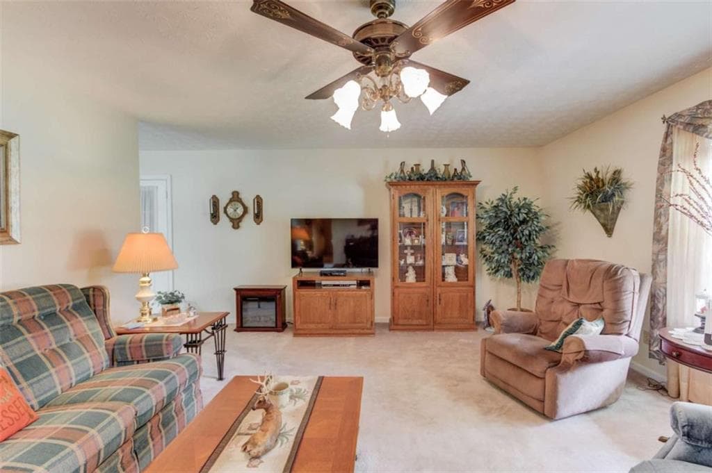3 bedroom, 2 bathroom, 1,489 sq ft single family residence for sale at 929 Ga Hwy 81, Loganville, GA 30052 — photo 9