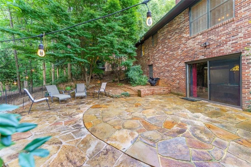 4 bedroom, 3 bathroom, 3,200 sq ft single family residence for sale at 759 Riverhill Drive, Athens, GA 30606 — photo 5