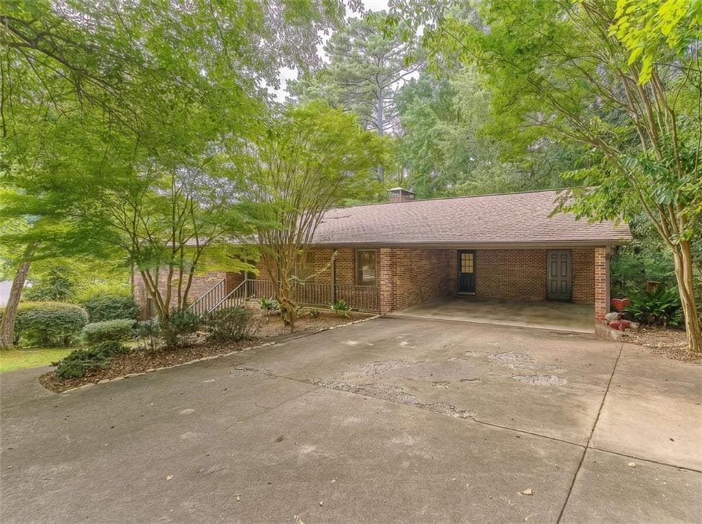 4 bedroom, 3 bathroom, 3,200 sq ft single family residence for sale at 759 Riverhill Drive, Athens, GA 30606 — photo 3
