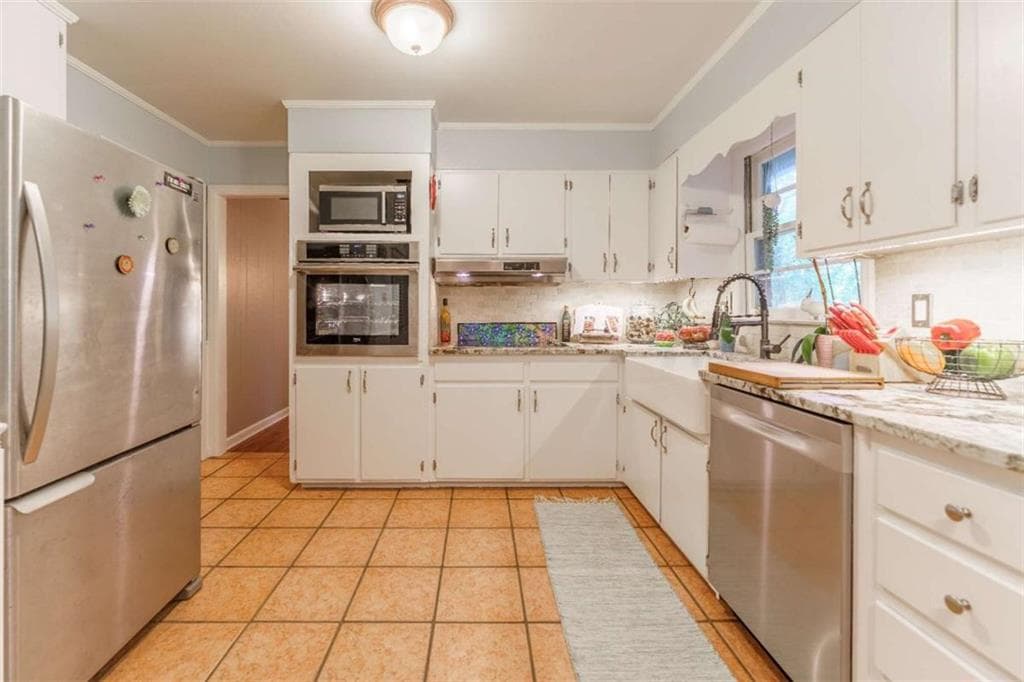 4 bedroom, 3 bathroom, 3,200 sq ft single family residence for sale at 759 Riverhill Drive, Athens, GA 30606 — photo 7