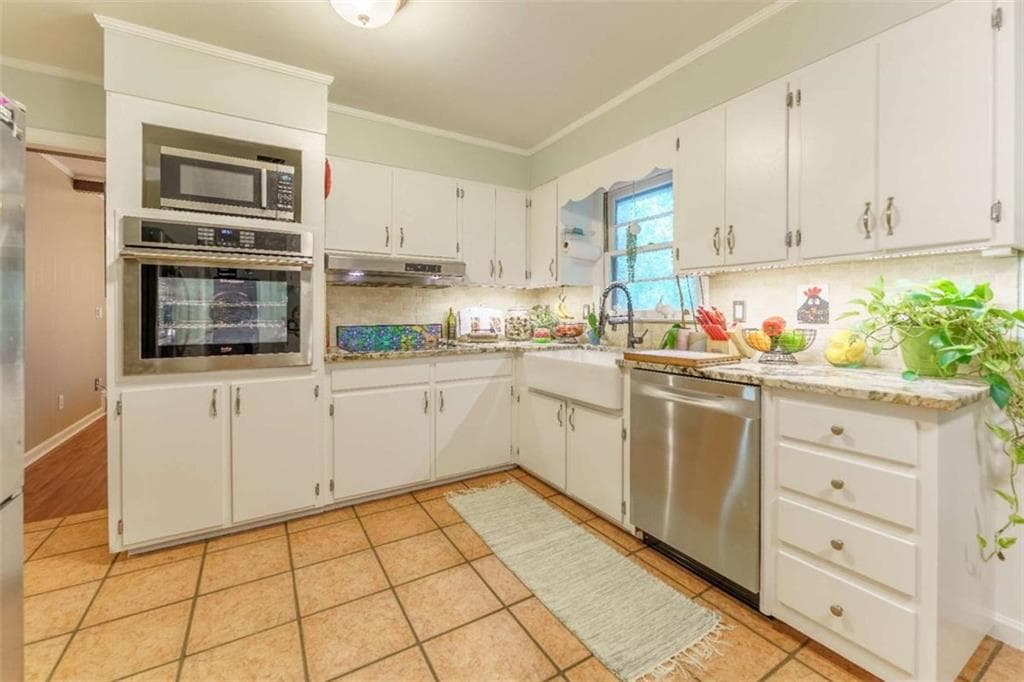 4 bedroom, 3 bathroom, 3,200 sq ft single family residence for sale at 759 Riverhill Drive, Athens, GA 30606 — photo 6