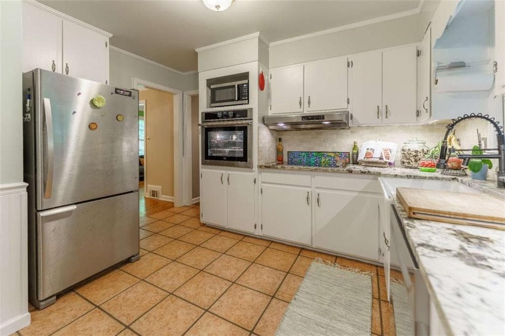 4 bedroom, 3 bathroom, 3,200 sq ft single family residence for sale at 759 Riverhill Drive, Athens, GA 30606 — photo 10