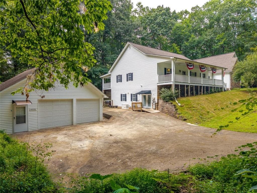 4 bedroom, 4 bathroom, 4,236 sq ft single family residence for sale at 387 Leonard Evans Road, Ellijay, GA 30540 — photo 2
