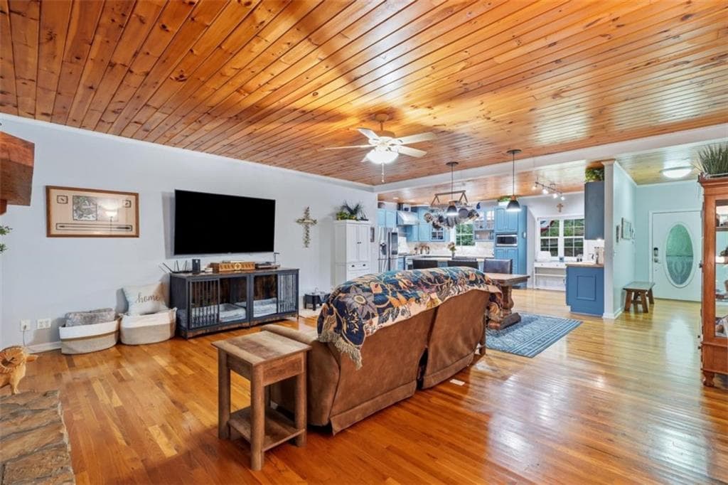 4 bedroom, 4 bathroom, 4,236 sq ft single family residence for sale at 387 Leonard Evans Road, Ellijay, GA 30540 — photo 7