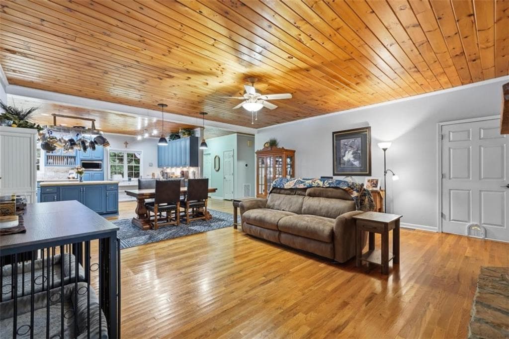 4 bedroom, 4 bathroom, 4,236 sq ft single family residence for sale at 387 Leonard Evans Road, Ellijay, GA 30540 — photo 8