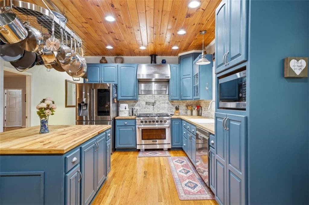 4 bedroom, 4 bathroom, 4,236 sq ft single family residence for sale at 387 Leonard Evans Road, Ellijay, GA 30540 — photo 10
