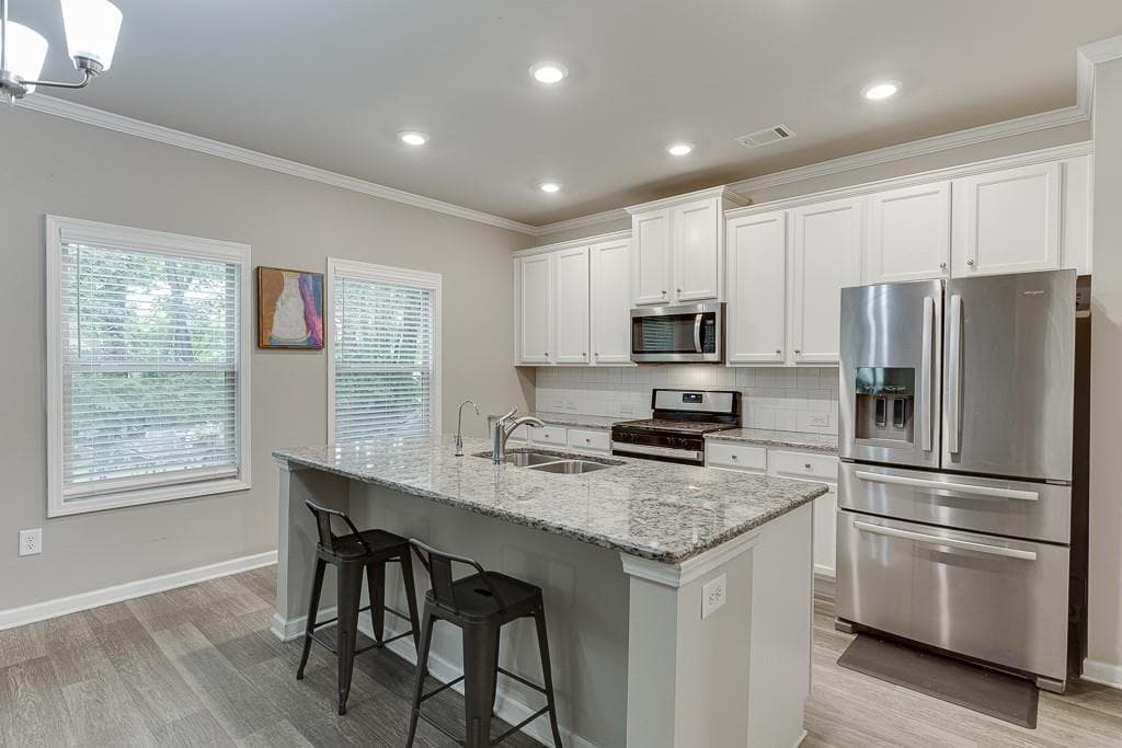 4 bedroom, 3 bathroom, 2,130 sq ft single family residence for sale at 23 Dorset Way, Hoschton, GA 30548 — photo 8