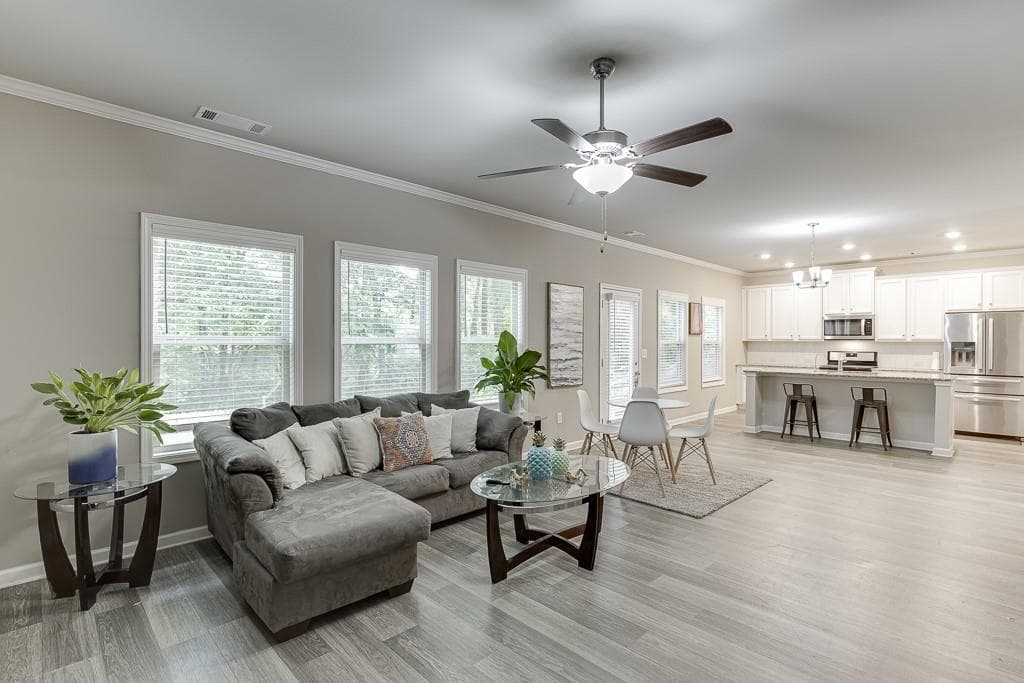 4 bedroom, 3 bathroom, 2,130 sq ft single family residence for sale at 23 Dorset Way, Hoschton, GA 30548 — photo 5