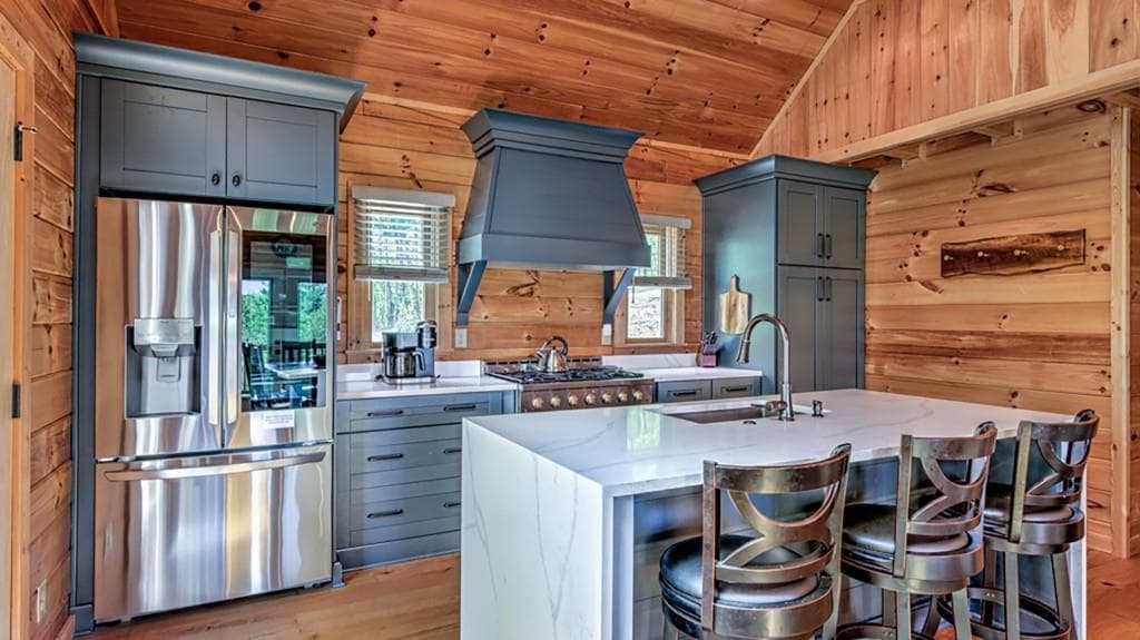 3 bedroom, 3 bathroom, 1,920 sq ft single family residence for sale at 43 S Dustin Drive, Ellijay, GA 30540 — photo 8