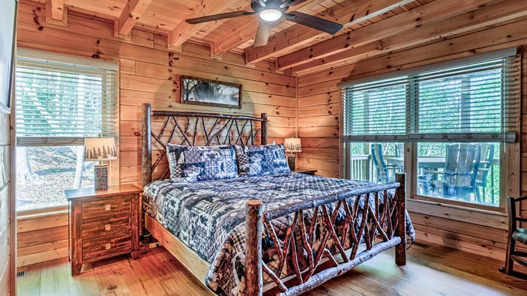3 bedroom, 3 bathroom, 1,920 sq ft single family residence for sale at 43 S Dustin Drive, Ellijay, GA 30540 — photo 9