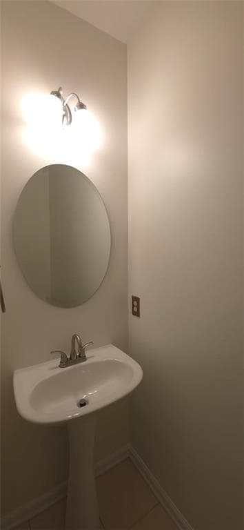 3 bedroom, 3 bathroom, 1,689 sq ft townhouse for rent at 561 Woodland Park Terrace, Lawrenceville, GA 30043 for $2,000 a month — photo 2