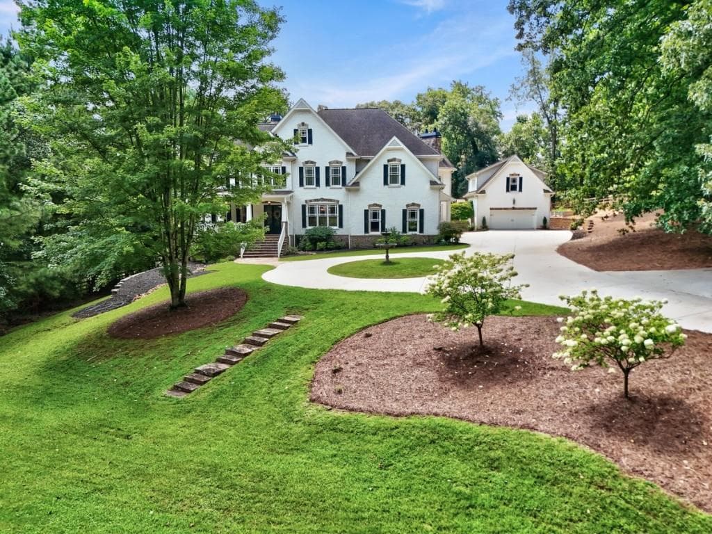 6 bedroom, 8 bathroom, 7,964 sq ft single family residence for sale at 14025 Freemanville Road, Milton, GA 30004 — photo 3