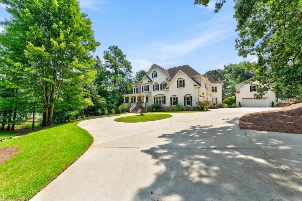 6 bedroom, 8 bathroom, 7,964 sq ft single family residence for sale at 14025 Freemanville Road, Milton, GA 30004 — photo 6