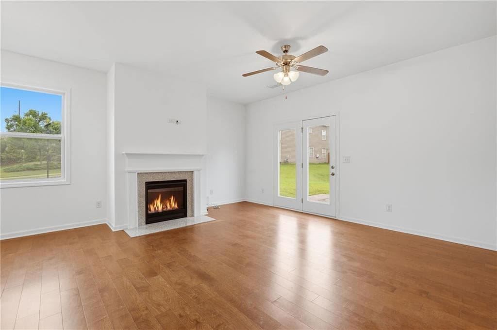 5 bedroom, 3 bathroom, 2,403 sq ft single family residence under contract at 312 Shaw Drive, Acworth, GA 30102 — photo 5