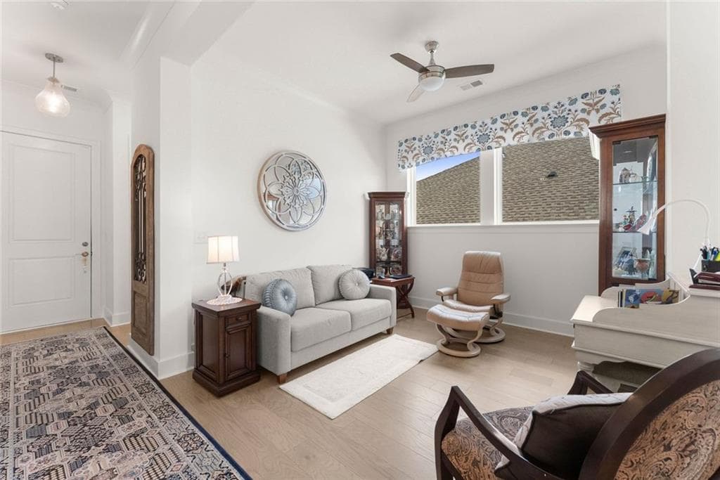 2 bedroom, 2 bathroom, 1,712 sq ft single family residence for sale at 6838 Welcome Road, Flowery Branch, GA 30542 — photo 7