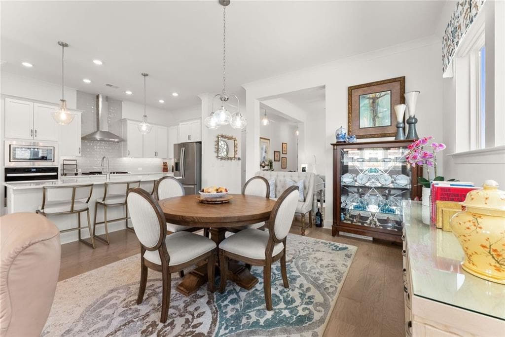 2 bedroom, 2 bathroom, 1,712 sq ft single family residence for sale at 6838 Welcome Road, Flowery Branch, GA 30542 — photo 10