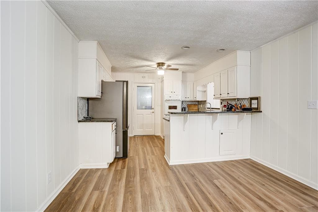 3 bedroom, 2 bathroom, 1,845 sq ft single family residence for sale at 188 Pine Forest Drive, Lawrenceville, GA 30046 — photo 5