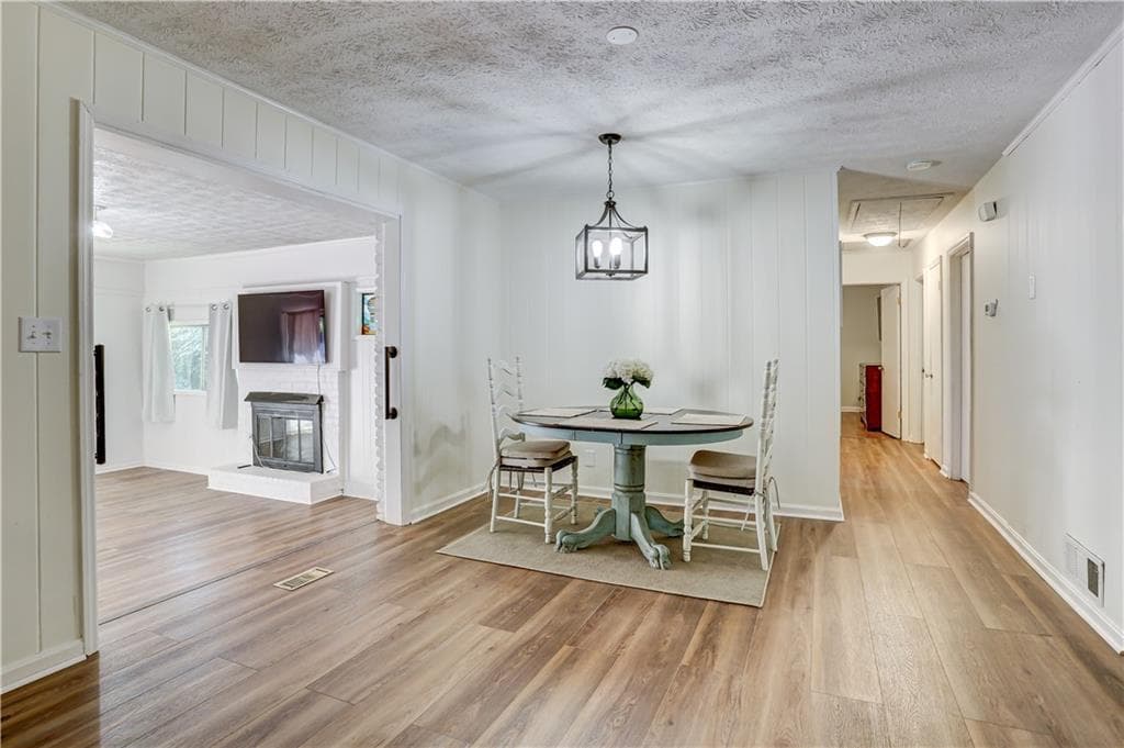 3 bedroom, 2 bathroom, 1,845 sq ft single family residence for sale at 188 Pine Forest Drive, Lawrenceville, GA 30046 — photo 8