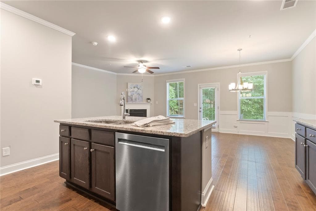 3 bedroom, 3 bathroom, 1,830 sq ft townhouse under contract at 170 Camden Park Drive, Woodstock, GA 30188 — photo 9