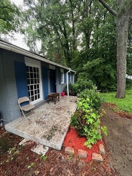 4 bedroom, 2 bathroom, 1,620 sq ft single family residence for sale at 3530 Fairlane Drive, Atlanta, GA 30331 — photo 3