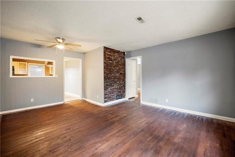 4 bedroom, 2 bathroom, 1,290 sq ft single family residence for sale at 1089 Indale Place, Atlanta, GA 30310 — photo 5