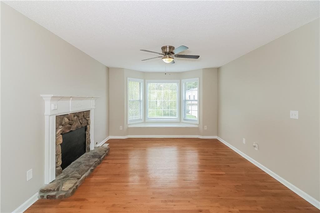 4 bedroom, 3 bathroom, 2,319 sq ft single family residence for rent at 100 Ivy Glen Court, Dallas, GA 30157 for $2,085 a month — photo 5