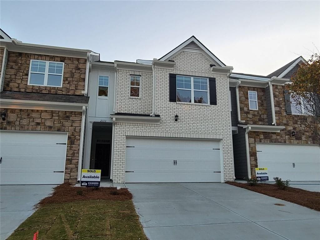 3 bedroom, 3 bathroom, 2,303 sq ft townhouse under contract at 2133 Blue Monarch Drive, Buford, GA 30519